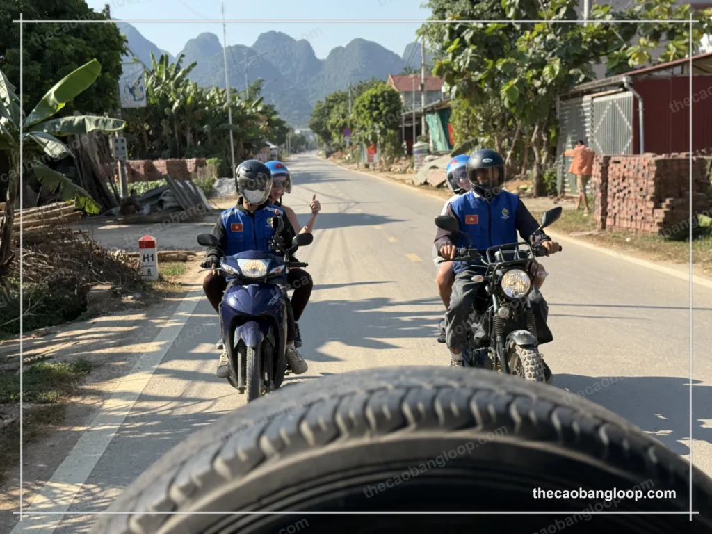 Cao Bang Motorbike Tour (1)