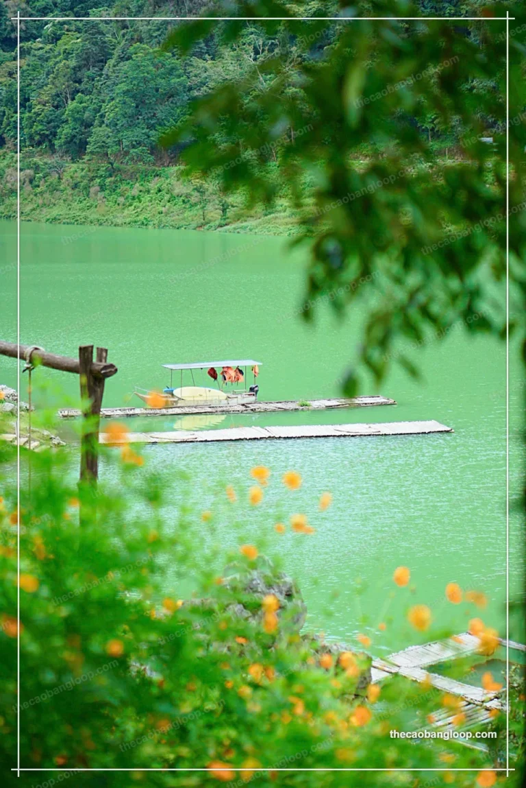 Thang-Hen-Lake-tour-cao-bang-loop